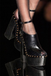 54bbdcbf06a82_-_nds-2014-accessories-platforms-07-tom-ford-clp-rs15-3043-lg