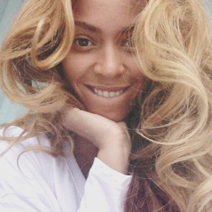 beyonce-instagram-no-makeup