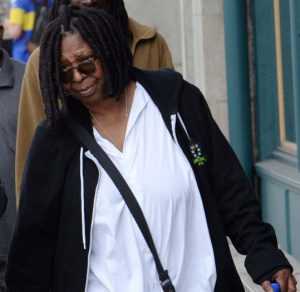 Actress Whoopi Goldberg is spotted with her daughter Alex  and some friends while shopping on Abbot Kinney Boulevard in Venice, Ca The Academy Award winning comedienne /Talk show host is on a break from The View due to the death of her brother Pictured: Whoopi Goldberg Ref: SPL1026367  140515   Picture by: GoldenEye /London Entertainment Splash News and Pictures Los Angeles:	310-821-2666 New York:	212-619-2666 London:	870-934-2666 photodesk@splashnews.com 