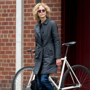 EXCLUSIVE: Meg Ryan seen out and about in New York City on May 19, 2015. Pictured: Meg Ryan Ref: SPL1030501  190515   EXCLUSIVE Picture by: GSNY / Splash News Splash News and Pictures Los Angeles:	310-821-2666 New York:	212-619-2666 London:	870-934-2666 photodesk@splashnews.com 