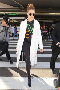 Supermodel Gigi Hadid was seen at LAX airport today arriving from Paris  Pictured: Gigi Hadid Ref: SPL1154364  280116   Picture by: Splash News Splash News and Pictures Los Angeles:	310-821-2666 New York:	212-619-2666 London:	870-934-2666 photodesk@splashnews.com 