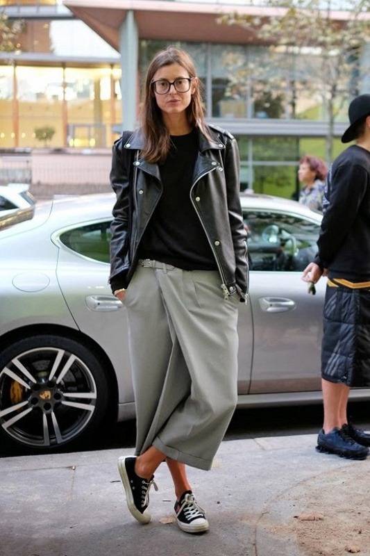 Le-Fashion-Blog-Paris-Street-Style-Casual-Square-Black-Frames-Leather-Moto-Jacket-Grey-Culottes-Comme-Des-Garcon-Converse-Sneakers
