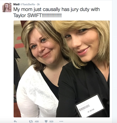 Taylor Swift was pictured carrying out jury duty in Nashville, Tennessee, on Monday morning. A number of her fellow jurors posted images of the country star on twitter. Tracy Bates posted a numbers of images of Taylor taking selfies and chatting with fans. While Twitter user ToxicSwiftx shared a selfie her mother took along side the famous singer. Pictured: Taylor Swift carrying out jury duty with fans Ref: SPL1340433 290816 Picture by: Splash News Splash News and Pictures Los Angeles: 310-821-2666 New York: 212-619-2666 London: 870-934-2666 photodesk@splashnews.com 